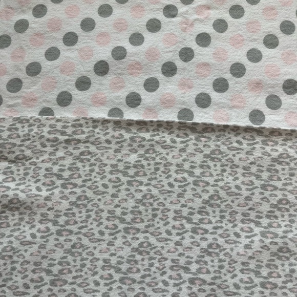 Carters Receiving Blankets soft breathable cotton for swaddling burping cuddling - Picture 6 of 7